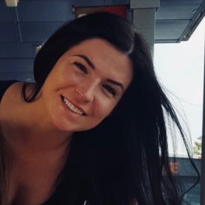 Meet your Posher, Holly